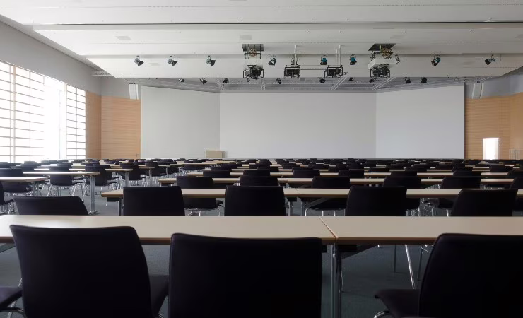 aula università vuota