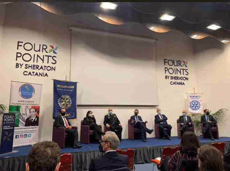 Convegno, su “Mafie e imprese. Infiltrazioni e riciclaggio”