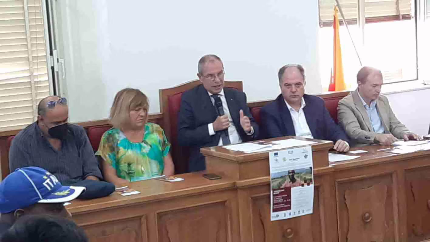 Lotta al caporalato, progetto agrisociale a Bronte