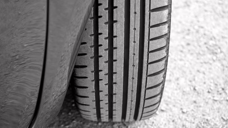 Cambio gomme - (cataniaoggi.it-pexels)