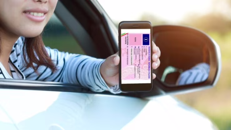 Patente digitale - (cataniaoggi.it-benews)
