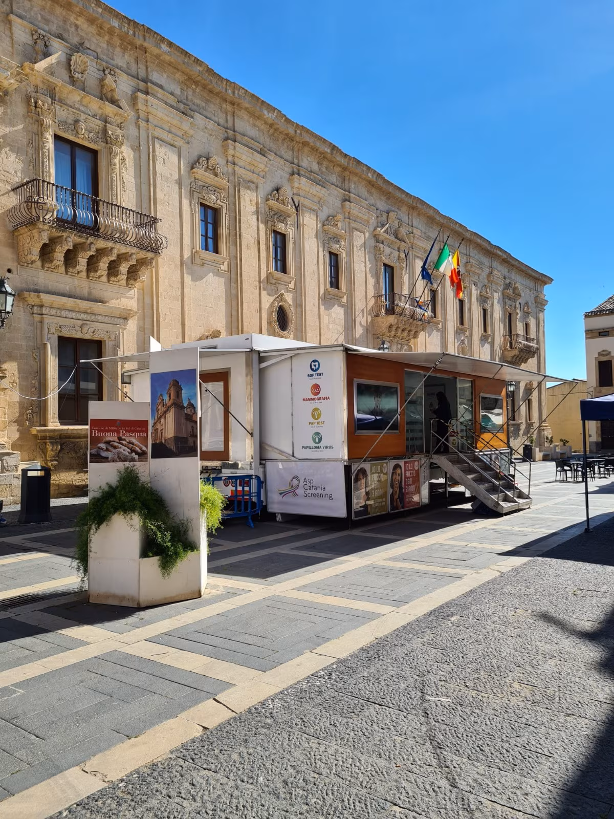 Catania, il Camper della Prevenzione porta la salute tra la gente