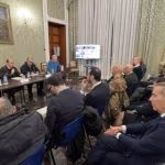 Corsa contro il tempo per salvare il turismo: il nodo dei fondi e lo scontro sulle assicurazioni