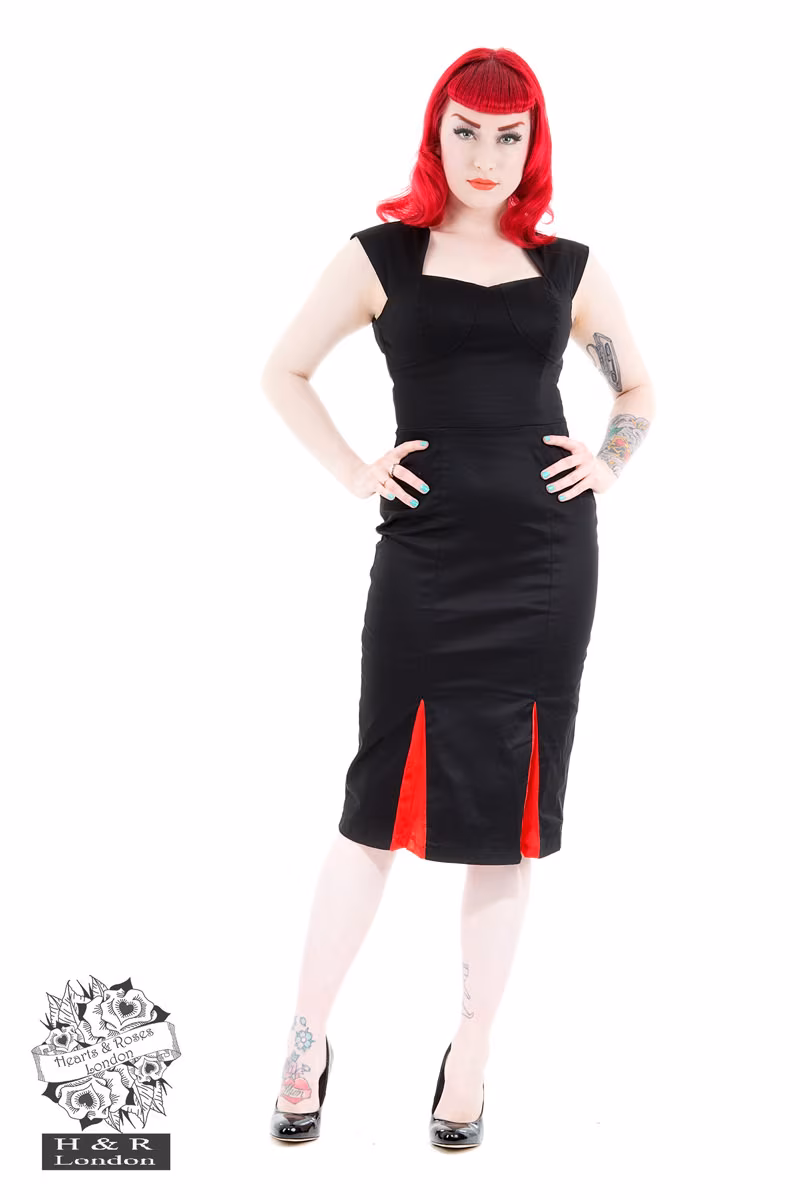 Black Red Pleats Pencil Dress