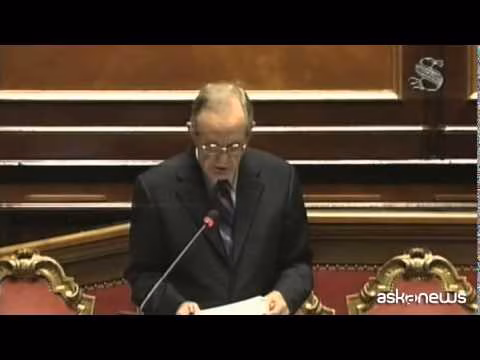 Privatizzazioni, Padoan: conferma obiettivo 0,7% Pil per 3 anni