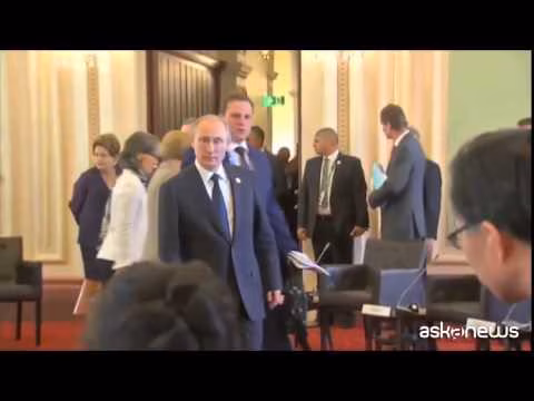 Putin sotto pressione su Ucraina, lascia G20 in anticipo