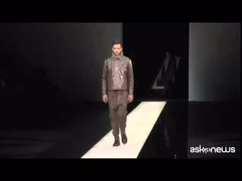 Giorgio Armani, collezione per uomini sensuali (VIDEO)