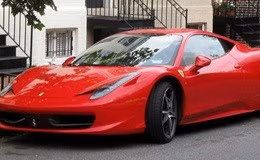 Ferrari auto