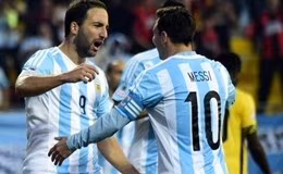 Messi-Higuain-598x300
