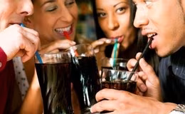 La-Coca-Cola-fa-bene- bere giovane