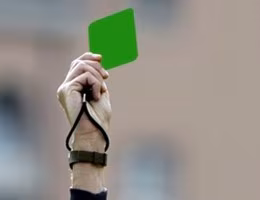 arbitri cartellino verde