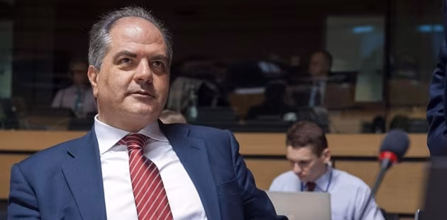 o-CASTIGLIONE-facebook