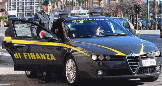 auto-finanza-in-via-roma
