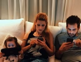 1456395528_hunziker_trussardi_social