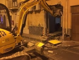 furto-postamat-acireale-assalto