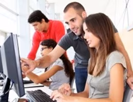 giovani-e-donne lavoro