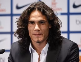 Edinson-Cavani-Images-press-conference
