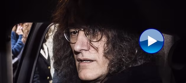 casaleggio-spia-mail-parlamentari-m5s