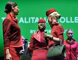 alitalia hostess2