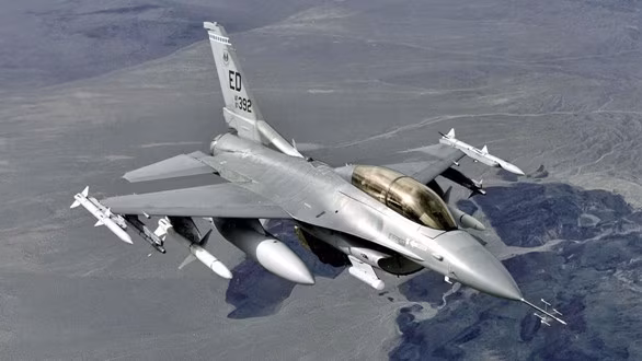 f16d-aereo