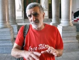 Accorinti-in-Prefettura-2-300x225