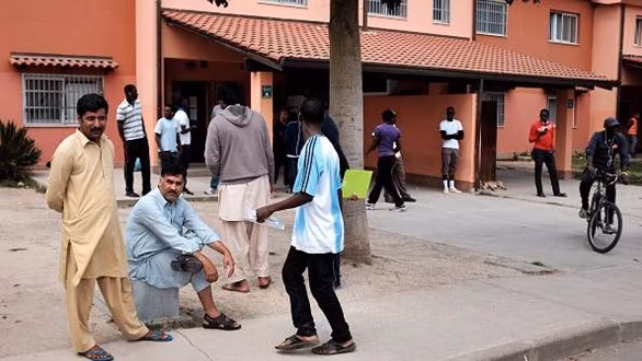 Cara-di-Mineo migranti