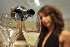 donna-e-champagne-spumante