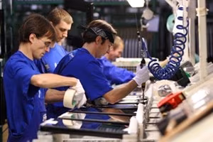 stabilimento-lavoro-operaio