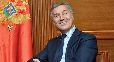 milo-djukanovic-blic-oliver-bunic_f