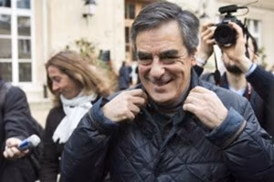 fillon-primaires-main