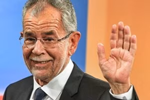 alexander-van-der-bellen3