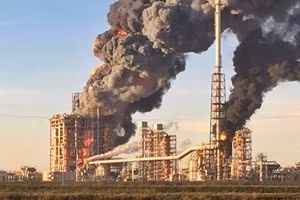 pavia-raffineria-esplosione