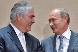 _tillerson-putin_300