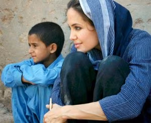 Angelina-Jolie-01