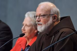 Mary Collins lascia Pontificia