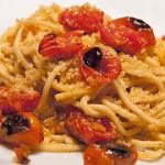 Bucatini al forno alla barese