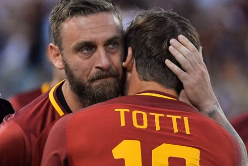 daniele-de-rossi-totti-land-950x684