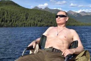 Putin ama coltivare la sua immagine di uomo d’azione
