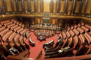 senato-vuoto