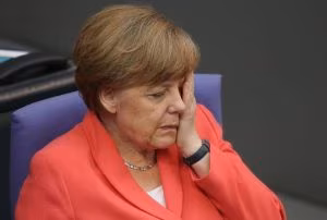 merkel-triste.jpg_139856269