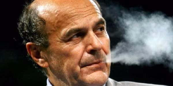 Bersani-con-il-sigaro