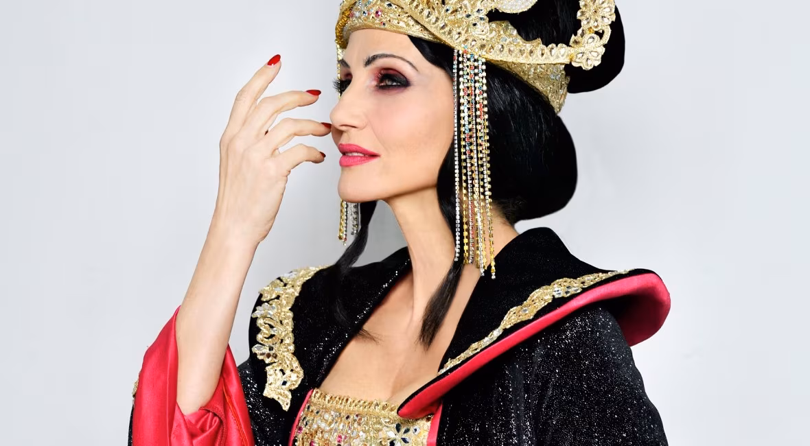 cuccarini-regina-di-ghiaccio-1180x650