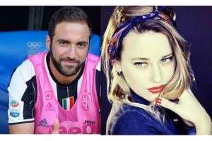 Gonzalo Higuain, Laura Wechsler
