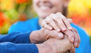 anziani_155957636-750x380