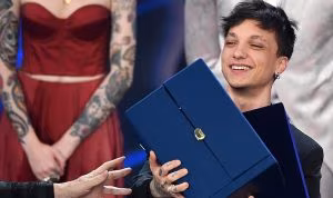 ultimo sanremo premio