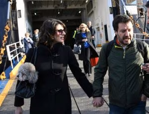 Salvini si riposa ad Ischia ma pensa al governo: “C’è voglia di cambiare”