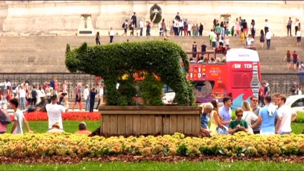 siepe a forma di Lupa capitolina