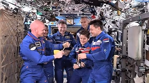 Spazio/Cambio di comando a bordo della Stazione orbitante