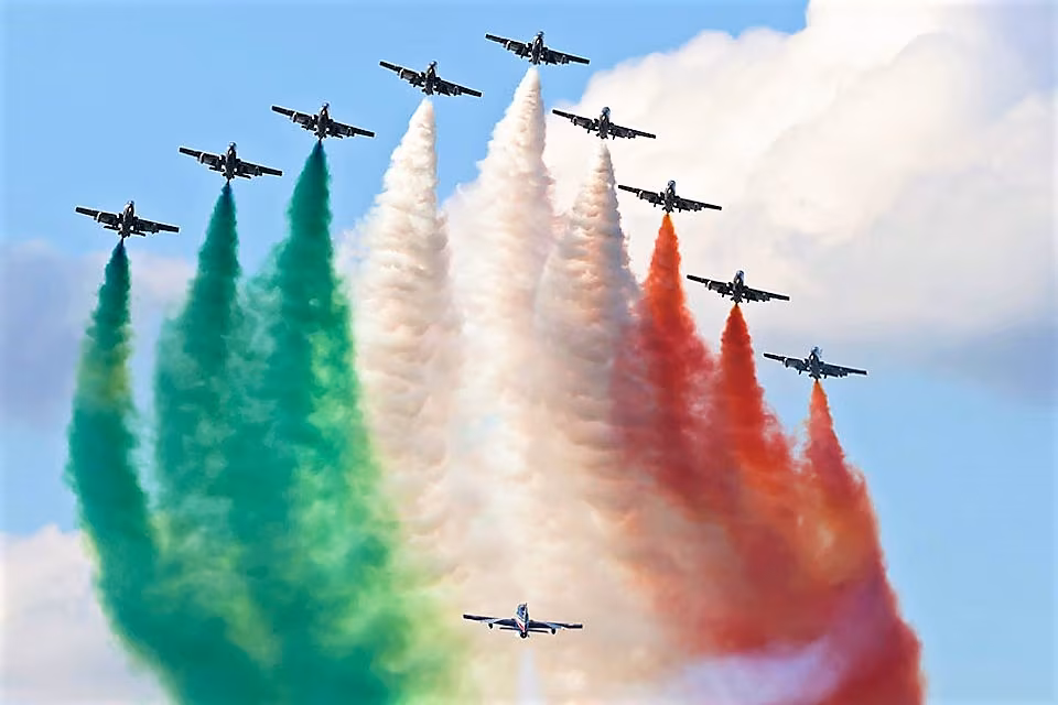 Frecce-tricolori10