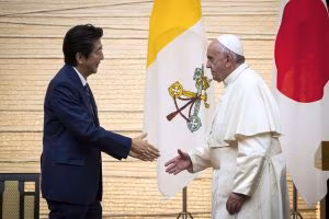 Shinzo Abe e papa Francesco